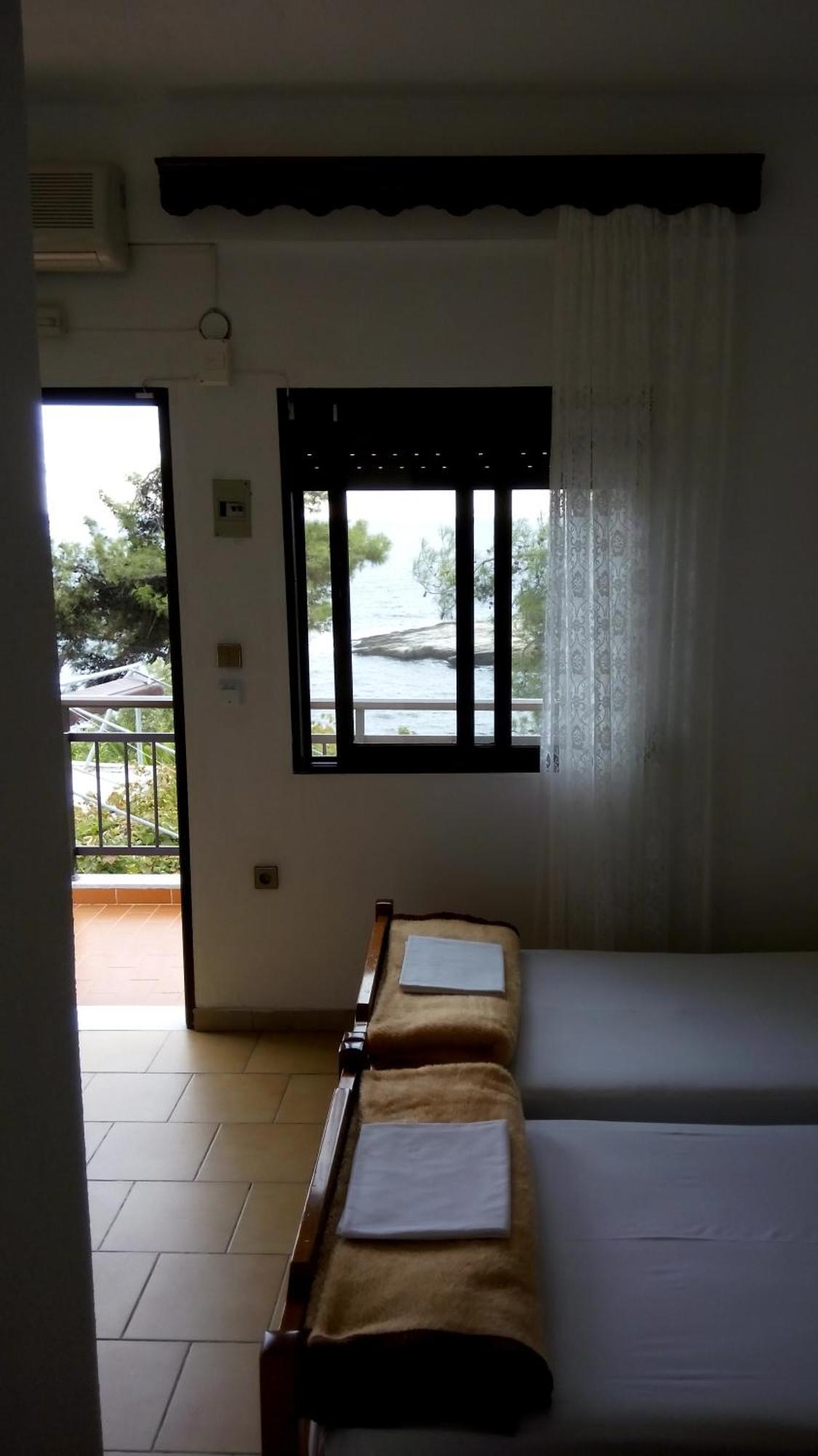 Gorgona Rooms Aliki  Luaran gambar